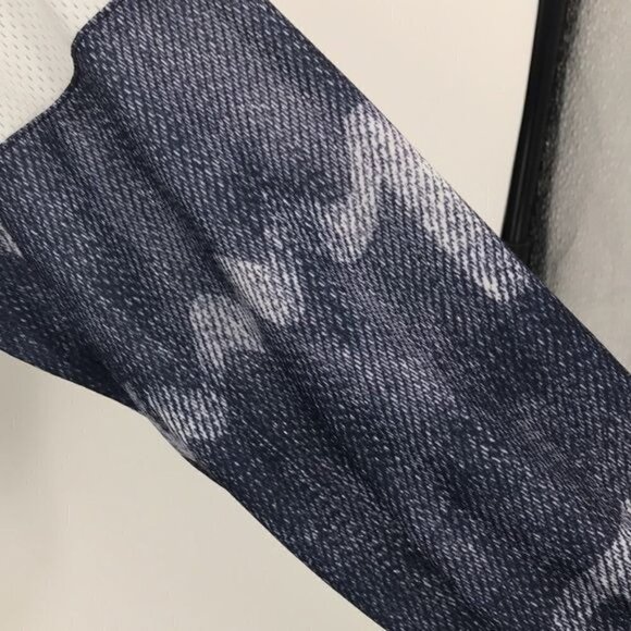 Champion Women's Nylon Warm-up Jacket Size Large - Picture 6 of 12